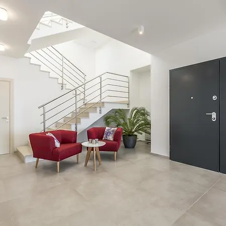 Flore Villa
